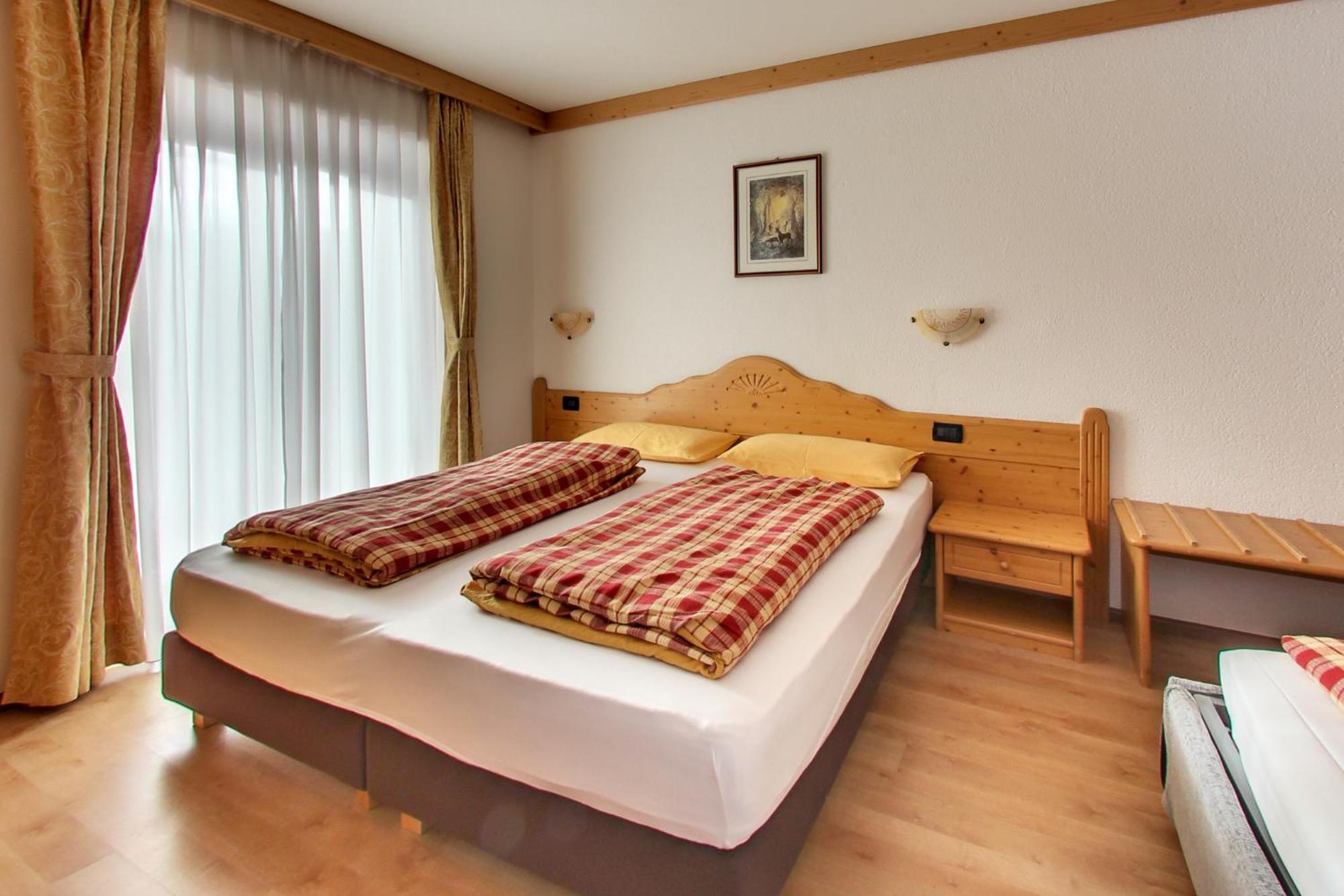 Rifugio Flora Alpina Hotel Passo San Pellegrino Ngoại thất bức ảnh