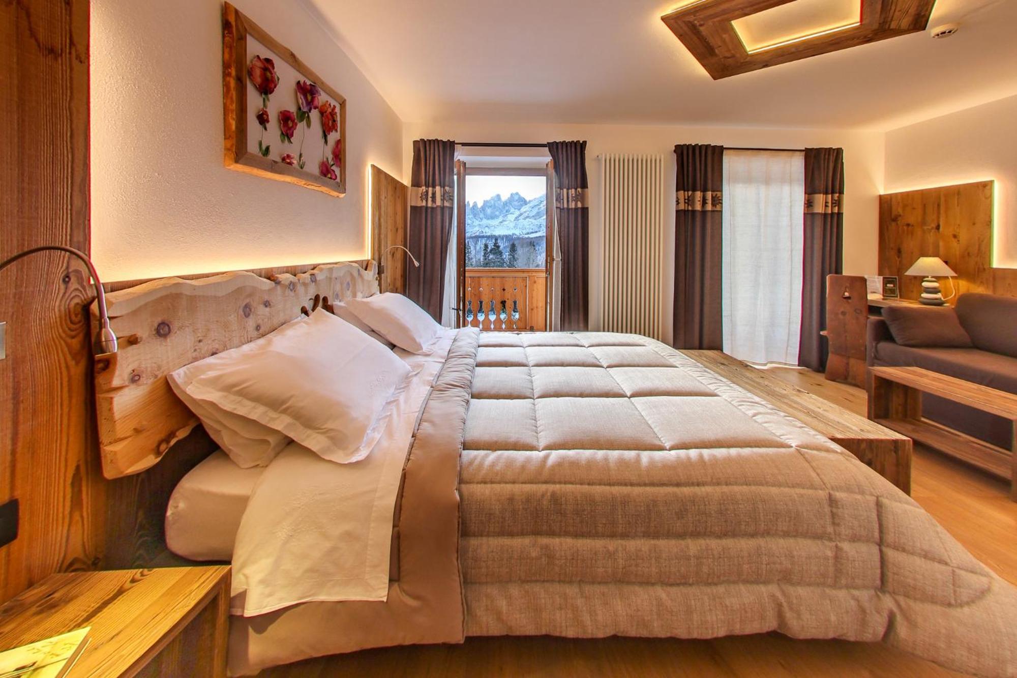 Rifugio Flora Alpina Hotel Passo San Pellegrino Ngoại thất bức ảnh